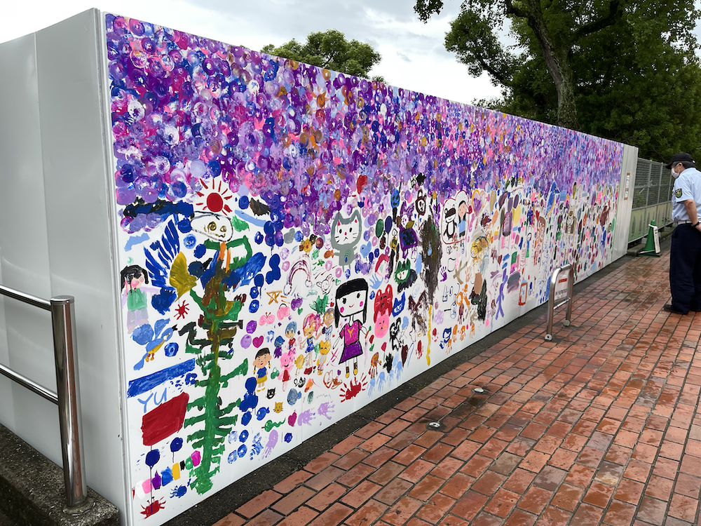倉敷芸術科学大学 学生が地域の子どもたちとお絵描きイベントを実施