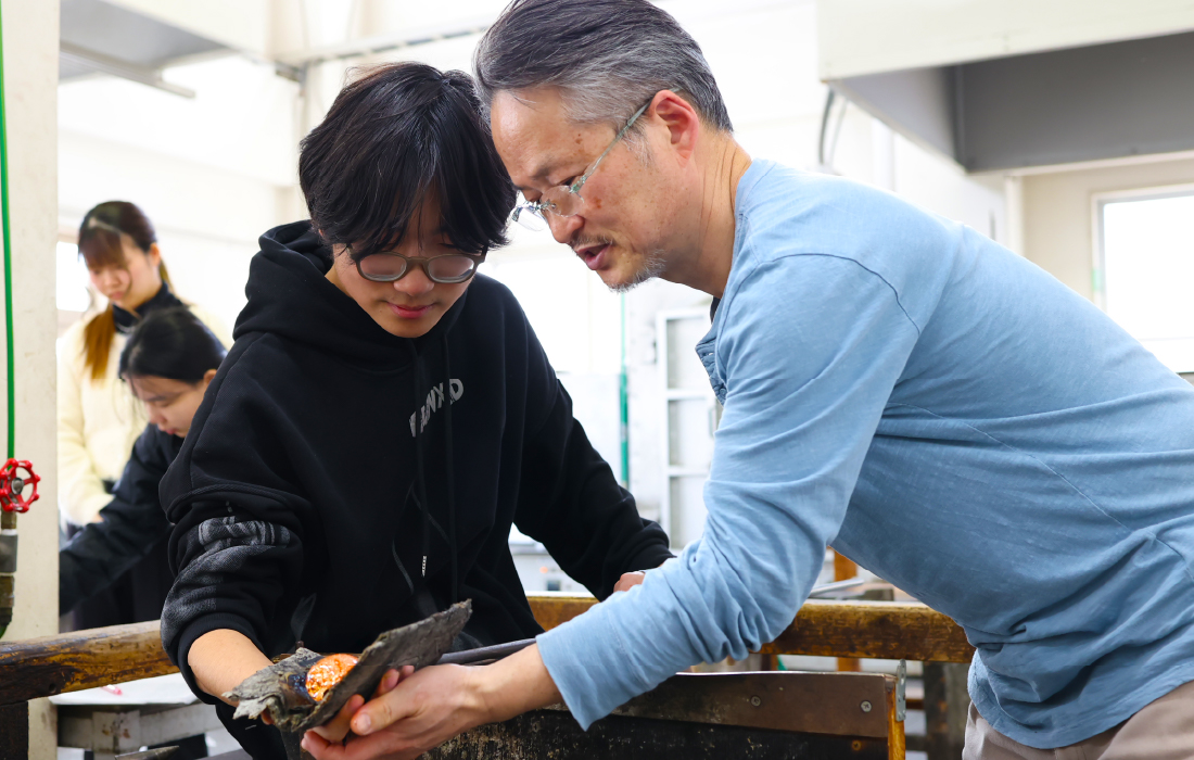 自分だけの審美眼を手にいれるアートプログラム -工芸-