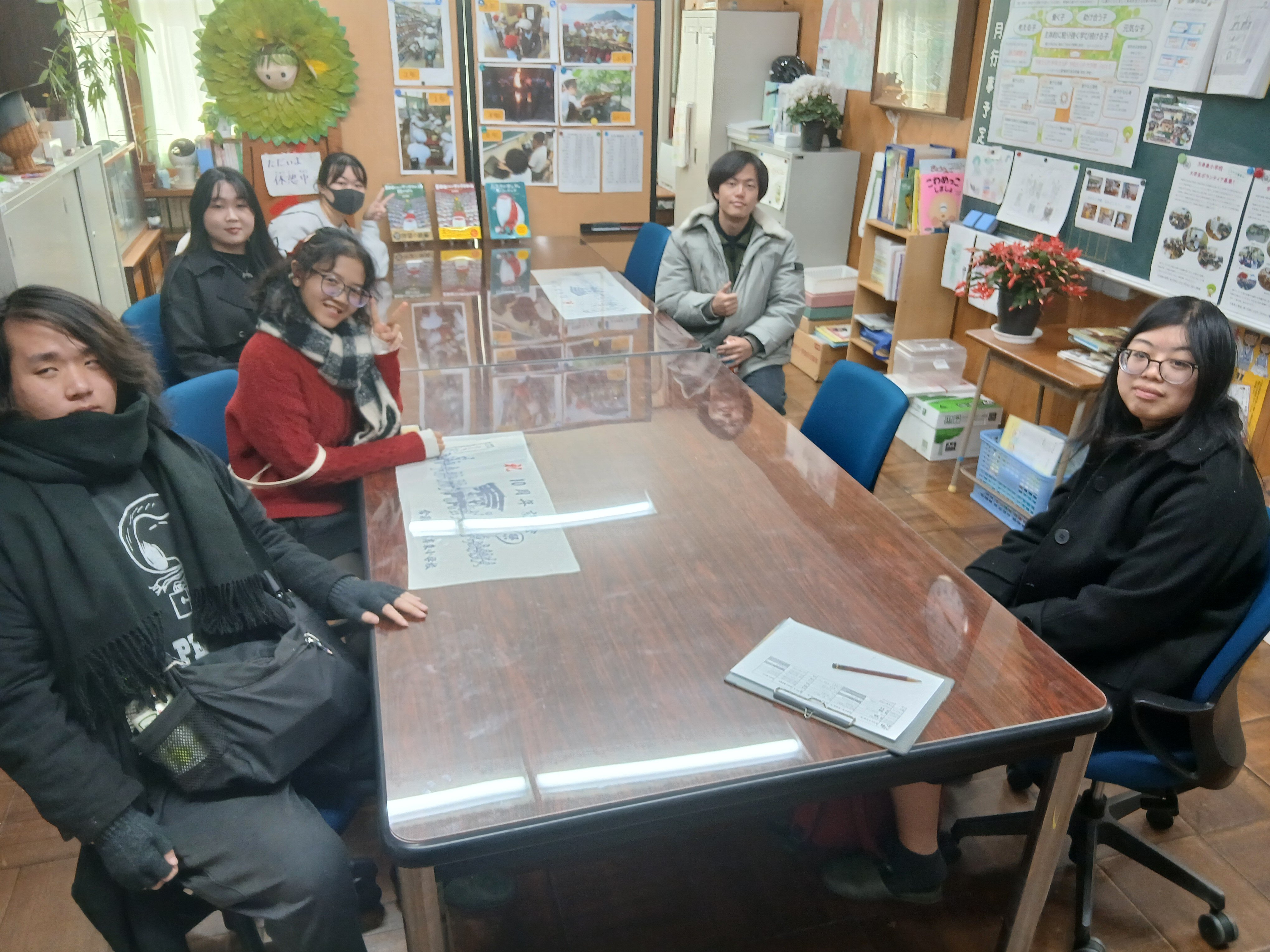 本学留学生と小学生の交流活動を実施しました