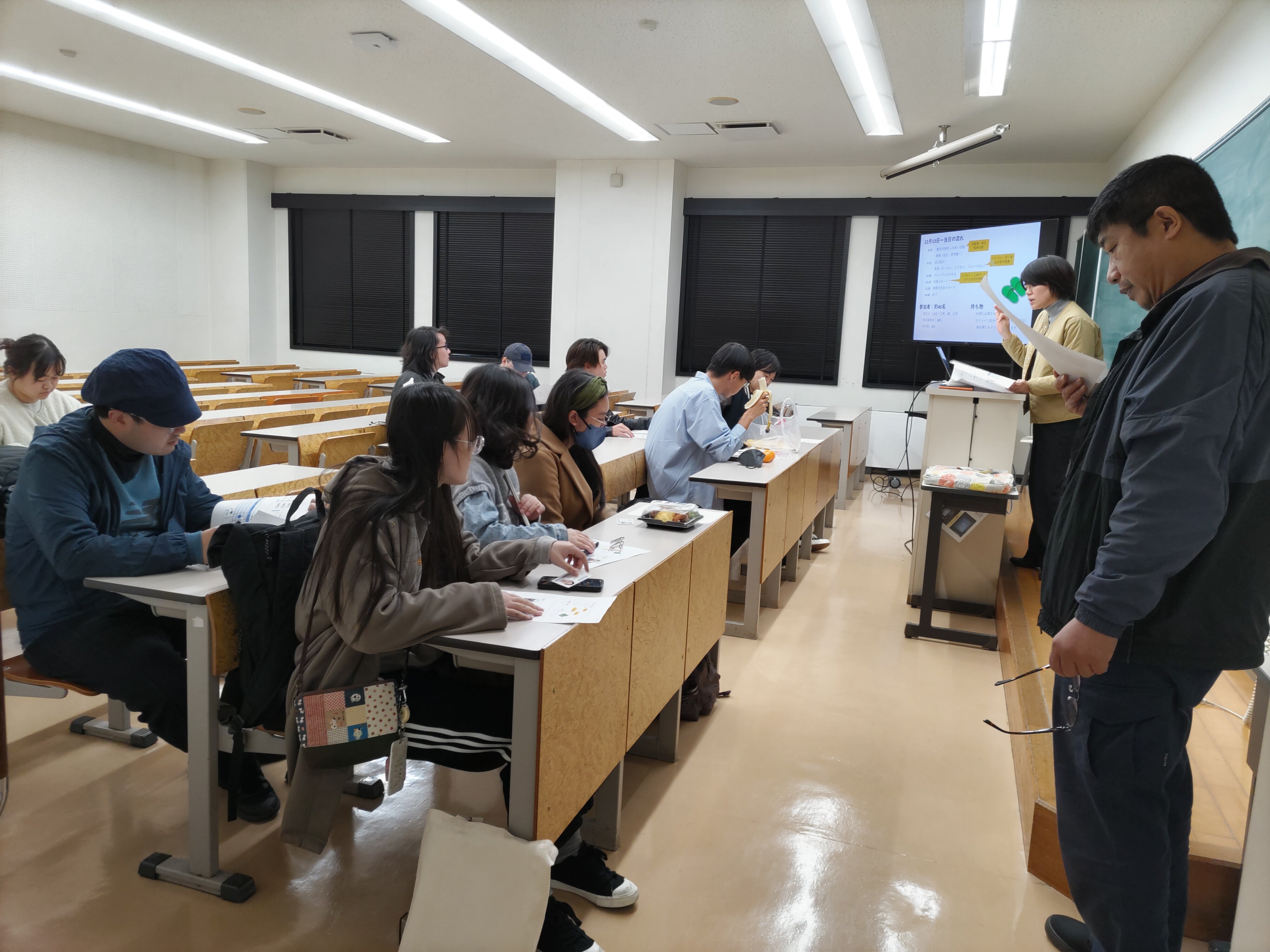 地元の方と料理交流会に向けたミーティングを開催